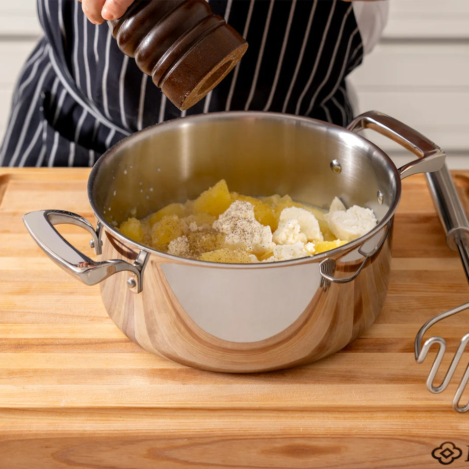 Casserole Browne Thermalloy à 3 couches avec couvercle, 4QT / 22 cm