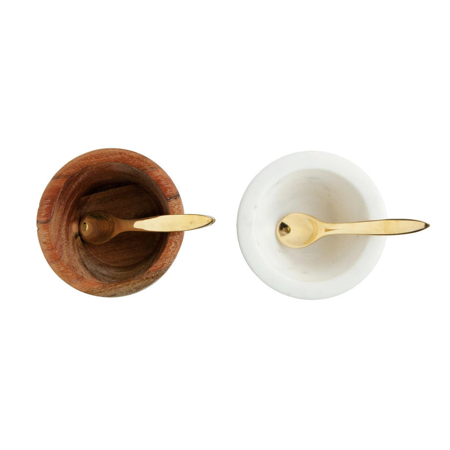 Ensemble de 2 pots à pincée en marbre et bois de mangue Creative Co-Op avec cuillère en laiton