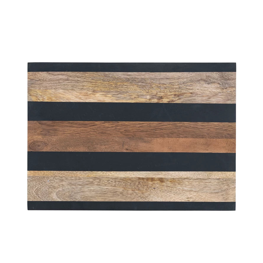 Planche à découper à fromage en bois de mangue Creative Co-Op avec rayures