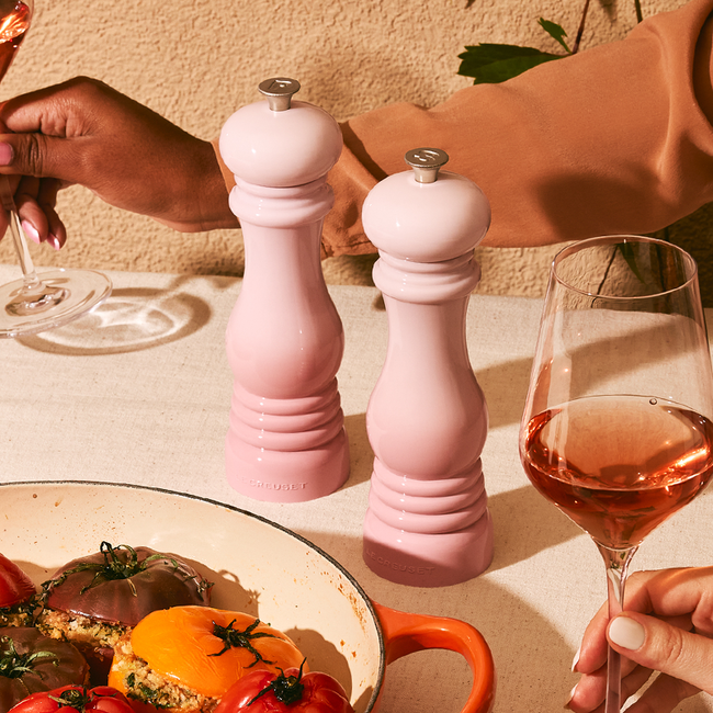 Le Creuset 20cm Salt Mill - Shell Pink