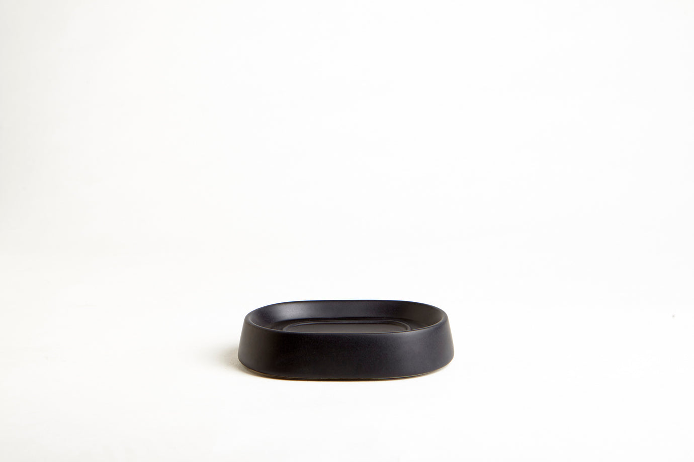 Porte-savon Crater en céramique - Noir mat