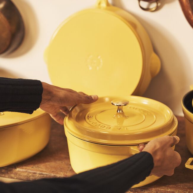 Cocotte ronde en fonte STAUB 3,7 L - Citron