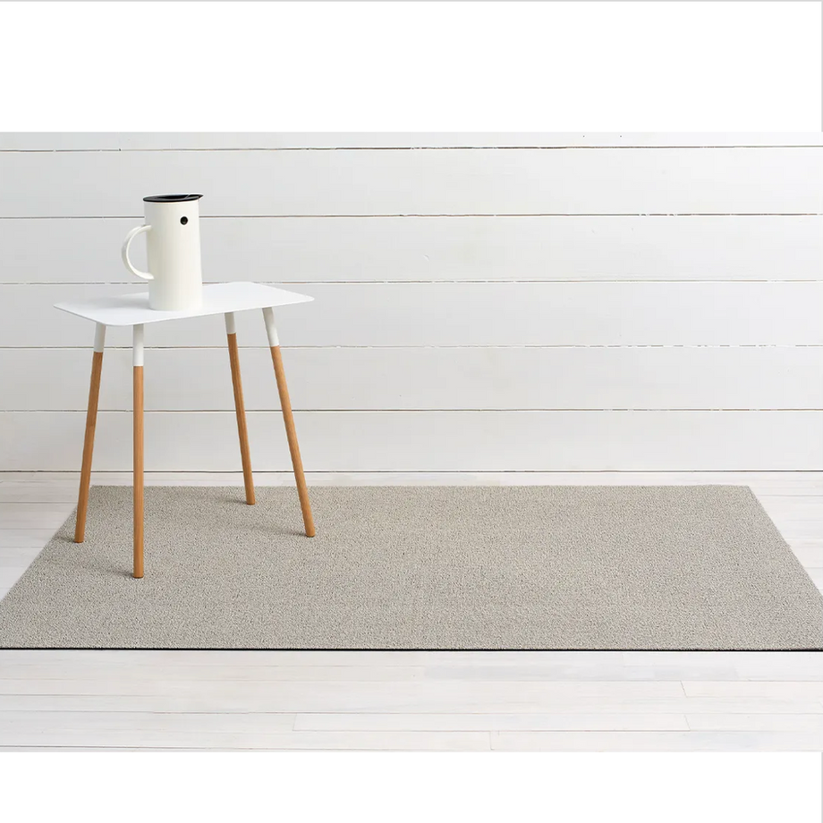 Chilewich Indoor Outdoor Shag Utility Mat - Solid / Rectangle / Silk / 24x36"