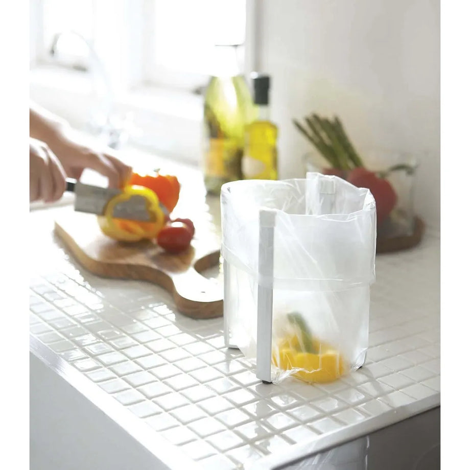 Sèche-bouteilles pliable et support de sac Yamazaki Tower - Petit